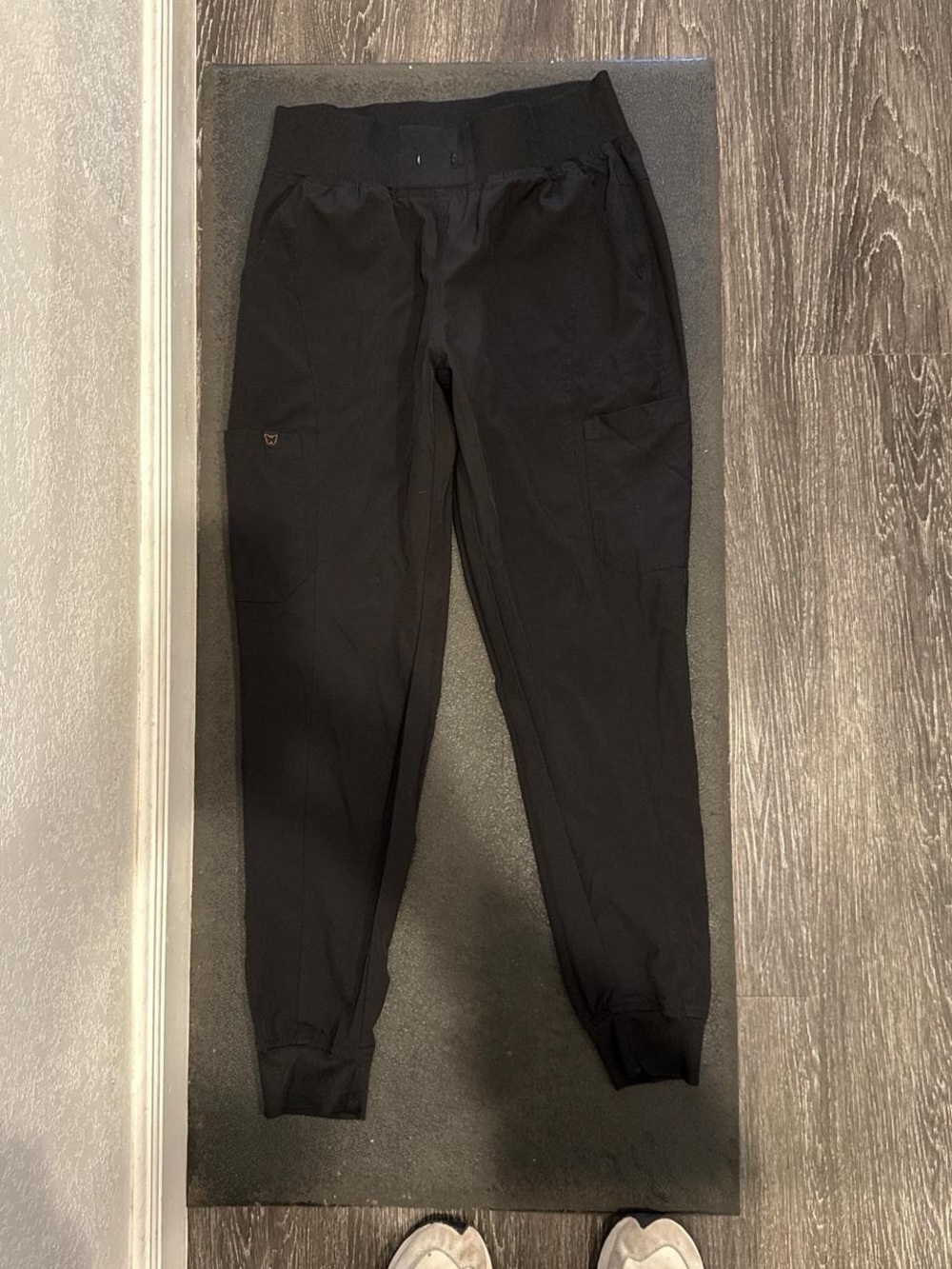 Women’s Black Jogger scrubs - monarchy Brand